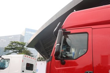 ������������H5 12.9L LNG 500���� 6X4 ��ʿ��12�� ǣ����ͼƬ