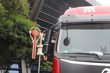 ������������H5 12.9L LNG 500���� 6X4 ��ʿ��12�� ǣ����ͼƬ