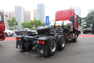 ������������H5 12.9L LNG 500���� 6X4 ��ʿ��12�� ǣ����ͼƬ