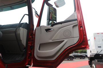 ������������H5 12.9L LNG 500���� 6X4 ��ʿ��12�� ǣ����ͼƬ