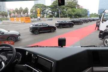 ������������H5 12.9L LNG 500���� 6X4 ��ʿ��12�� ǣ����ͼƬ