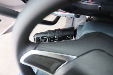 ������������H5 12.9L LNG 500���� 6X4 ��ʿ��12�� ǣ����ͼƬ