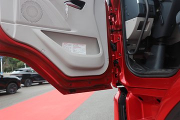 ������������H5 12.9L LNG 500���� 6X4 ��ʿ��12�� ǣ����ͼƬ