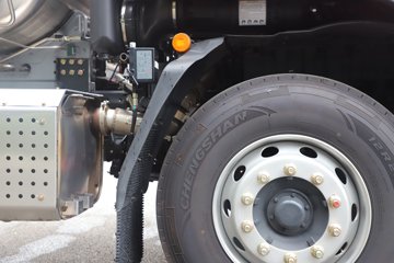 ������������H5 12.9L LNG 500���� 6X4 ��ʿ��12�� ǣ����ͼƬ