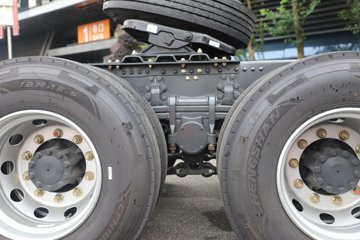 ������������H5 12.9L LNG 500���� 6X4 ��ʿ��12�� ǣ����ͼƬ
