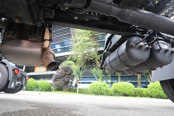 ������������H5 12.9L LNG 500���� 6X4 ��ʿ��12�� ǣ����ͼƬ