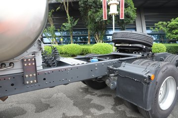 ������������H5 12.9L LNG 500���� 6X4 ��ʿ��12�� ǣ����ͼƬ