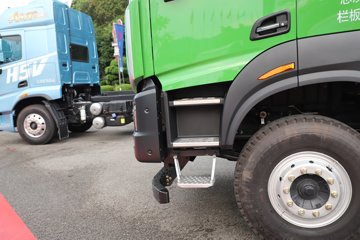 ������������HK 12.9L���� 600���� 8X4 ��ʿ��13�� 7.6����ж��ͼƬ