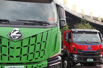 ������������HK 12.9L���� 600���� 8X4 ��ʿ��13�� 7.6����ж��ͼƬ