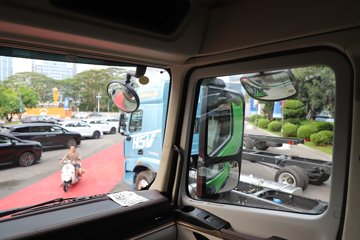 ������������HK 12.9L���� 600���� 8X4 ��ʿ��13�� 7.6����ж��ͼƬ