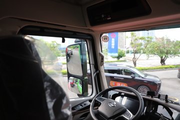 ������������HK 12.9L���� 600���� 8X4 ��ʿ��13�� 7.6����ж��ͼƬ