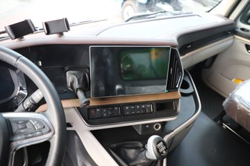 ������������HK 12.9L���� 600���� 8X4 ��ʿ��13�� 7.6����ж��ͼƬ