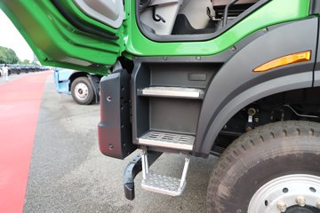 ������������HK 12.9L���� 600���� 8X4 ��ʿ��13�� 7.6����ж��ͼƬ