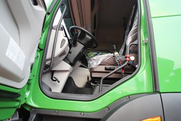 ������������HK 12.9L���� 600���� 8X4 ��ʿ��13�� 7.6����ж��ͼƬ