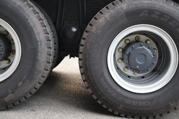 ������������HK 12.9L���� 600���� 8X4 ��ʿ��13�� 7.6����ж��ͼƬ