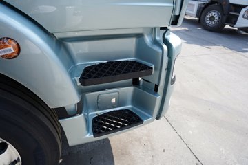 �����ǵ¿�SITRAK G5L 7.4L���� 330���� 4X2 �й�����10�� AMT�Զ��� 6.8�������ػ���ͼƬ