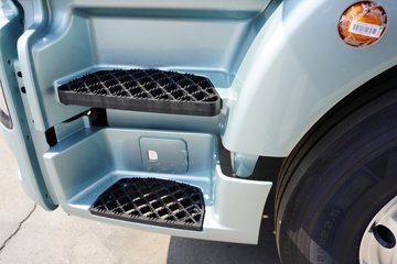 �����ǵ¿�SITRAK G5L 7.4L���� 330���� 4X2 �й�����10�� AMT�Զ��� 6.8�������ػ���ͼƬ