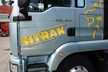 �����ǵ¿�SITRAK G5L 7.4L���� 330���� 4X2 �й�����10�� AMT�Զ��� 6.8�������ػ���ͼƬ