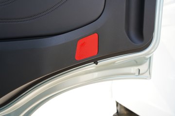 �����ǵ¿�SITRAK G5L 7.4L���� 330���� 4X2 �й�����10�� AMT�Զ��� 6.8�������ػ���ͼƬ