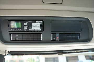 �����ǵ¿�SITRAK G5L 7.4L���� 330���� 4X2 �й�����10�� AMT�Զ��� 6.8�������ػ���ͼƬ