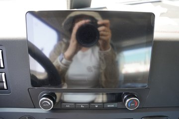 �����ǵ¿�SITRAK G5L 7.4L���� 330���� 4X2 �й�����10�� AMT�Զ��� 6.8�������ػ���ͼƬ