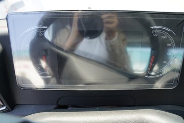 �����ǵ¿�SITRAK G5L 7.4L���� 330���� 4X2 �й�����10�� AMT�Զ��� 6.8�������ػ���ͼƬ