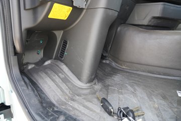 �����ǵ¿�SITRAK G5L 7.4L���� 330���� 4X2 �й�����10�� AMT�Զ��� 6.8�������ػ���ͼƬ