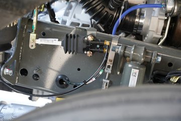 �����ǵ¿�SITRAK G5L 7.4L���� 330���� 4X2 �й�����10�� AMT�Զ��� 6.8�������ػ���ͼƬ