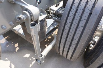 �����ǵ¿�SITRAK G5L 7.4L���� 330���� 4X2 �й�����10�� AMT�Զ��� 6.8�������ػ���ͼƬ