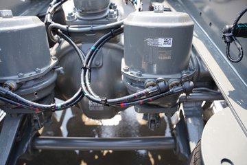 �����ǵ¿�SITRAK G5L 7.4L���� 330���� 4X2 �й�����10�� AMT�Զ��� 6.8�������ػ���ͼƬ
