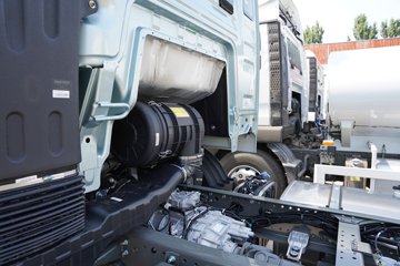 �����ǵ¿�SITRAK G5L 7.4L���� 330���� 4X2 �й�����10�� AMT�Զ��� 6.8�������ػ���ͼƬ