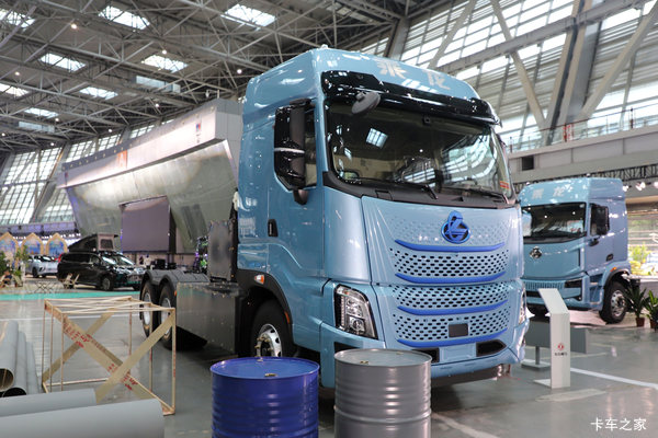 东风柳汽乘龙H7pro 6X4 纯电动牵引车 宁德时代600kWh