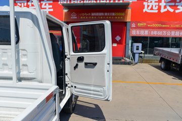 ������Խ��D3 ������ 1.6L���� 122���� ����5�� 2.71��˫������΢��ͼƬ