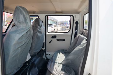 ������Խ��D3 ������ 1.6L���� 122���� ����5�� 2.71��˫������΢��ͼƬ