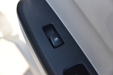 ������Խ��D3 ������ 1.6L���� 122���� ����5�� 2.71��˫������΢��ͼƬ