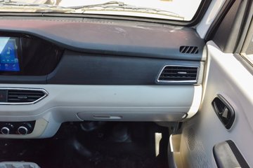 ������Խ��D3 ������ 1.6L���� 122���� ����5�� 2.71��˫������΢��ͼƬ