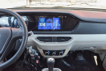 ������Խ��D3 ������ 1.6L���� 122���� ����5�� 2.71��˫������΢��ͼƬ