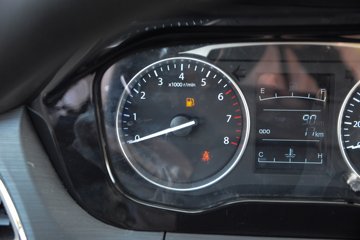 ������Խ��D3 ������ 1.6L���� 122���� ����5�� 2.71��˫������΢��ͼƬ
