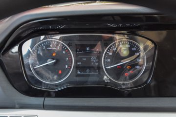 ������Խ��D3 ������ 1.6L���� 122���� ����5�� 2.71��˫������΢��ͼƬ