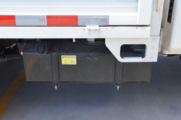 ������Խ��D3 ������ 1.6L���� 122���� ����5�� 2.71��˫������΢��ͼƬ