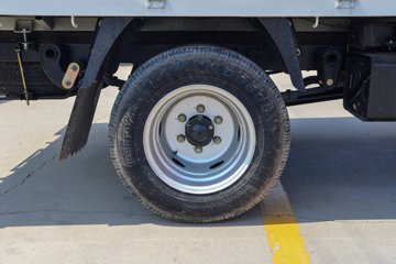 ������Խ��D3 ������ 1.6L���� 122���� ����5�� 2.71��˫������΢��ͼƬ