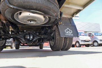 ������Խ��D3 ������ 1.6L���� 122���� ����5�� 2.71��˫������΢��ͼƬ