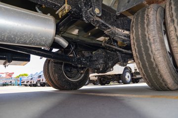 ������Խ��D3 ������ 1.6L���� 122���� ����5�� 2.71��˫������΢��ͼƬ