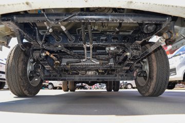 ������Խ��D3 ������ 1.6L���� 122���� ����5�� 2.71��˫������΢��ͼƬ