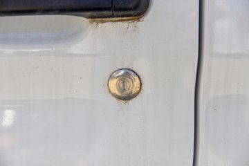 ������Խ��D1 ������ 1.6L���� 122���� 2.585��˫����ʽ΢��ͼƬ