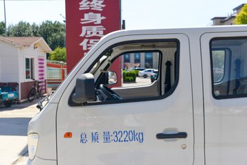 ������Խ��D1 ������ 1.6L���� 122���� 2.585��˫����ʽ΢��ͼƬ