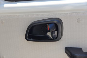������Խ��D1 ������ 1.6L���� 122���� 2.585��˫����ʽ΢��ͼƬ