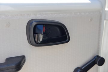 ������Խ��D1 ������ 1.6L���� 122���� 2.585��˫����ʽ΢��ͼƬ
