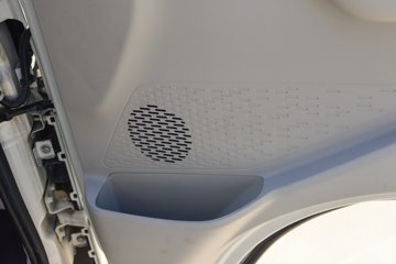 ������Խ��D1 ������ 1.6L���� 122���� 2.585��˫����ʽ΢��ͼƬ