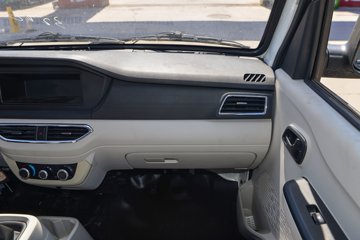 ������Խ��D1 ������ 1.6L���� 122���� 2.585��˫����ʽ΢��ͼƬ